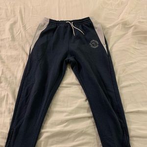 GYM SHARK NAVY BLUE sweatpants size M
